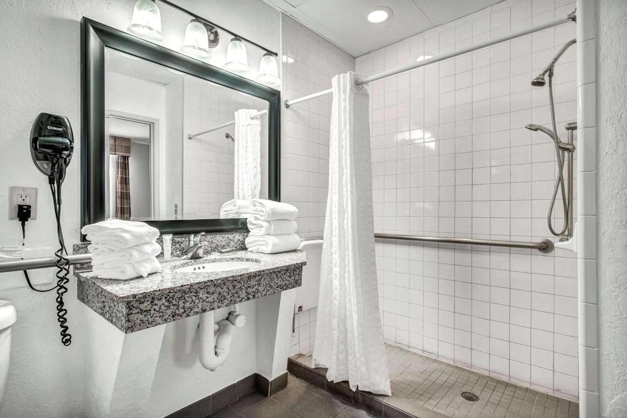 Country & By Radisson, At Northwest Expressway, Ok 3* Oklahoma City