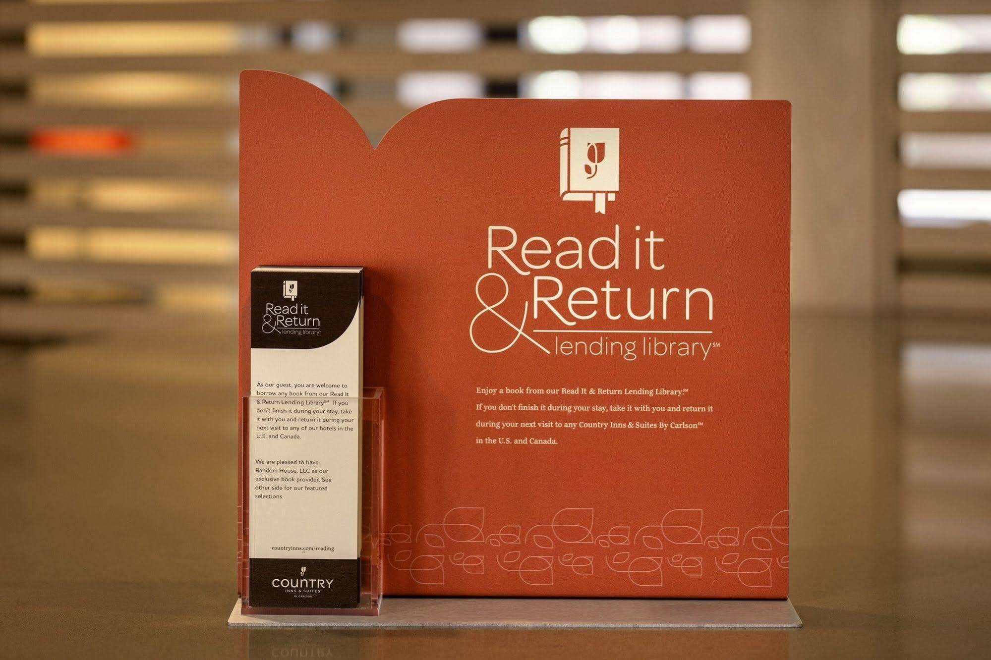 Hotel Country & By Radisson, At Northwest Expressway, Ok 3*